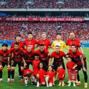 中超4月赛程结束：成都蓉城5连胜狂轰14球，堪比当年恒大！