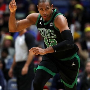 开云体育入口-霍福德：提前续约是为了专注于球场 赢球最重要